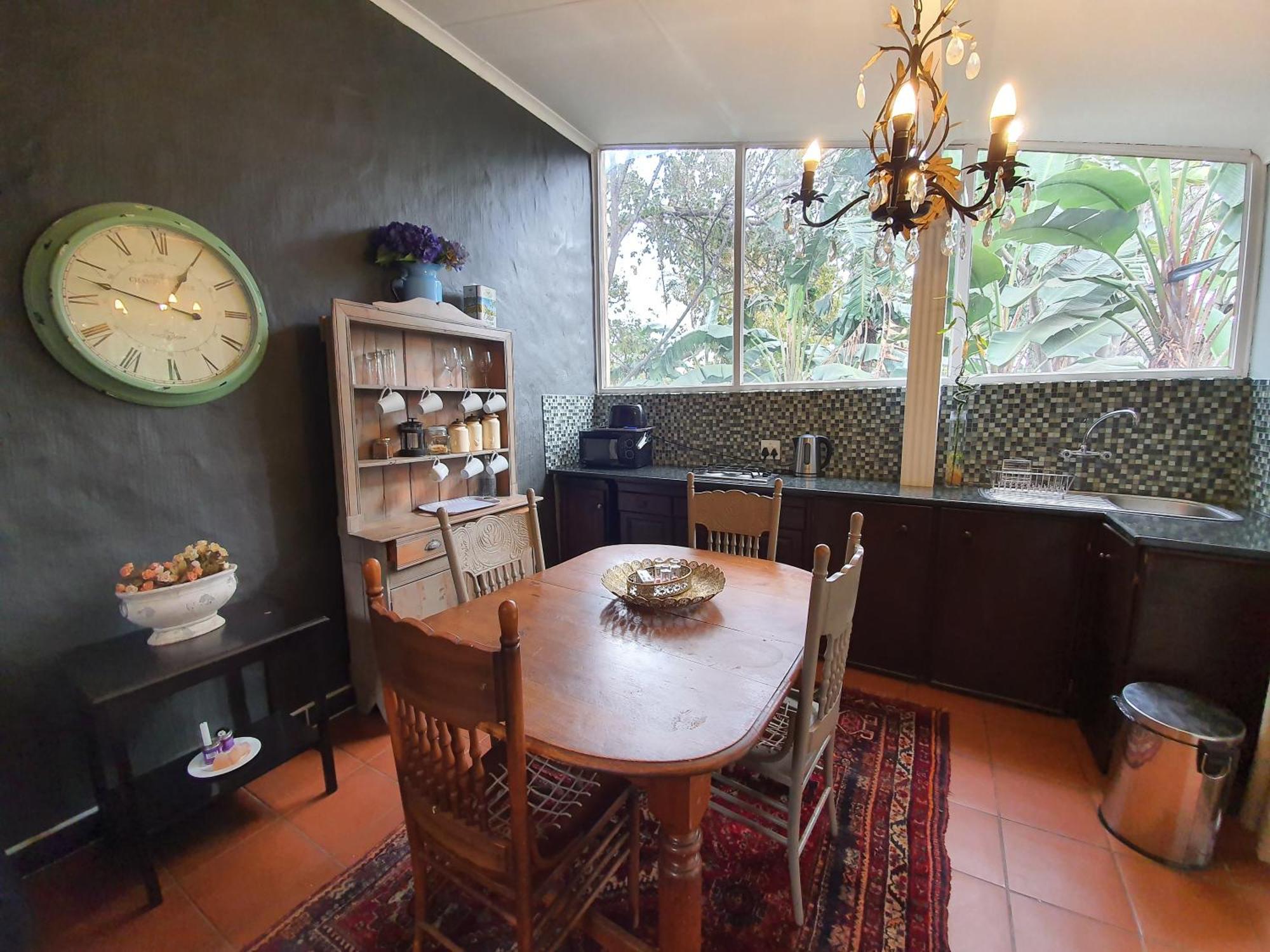 Waterhouse Guest Lodge - Indus Street Pretoria Ruang foto